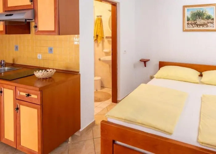 Luca Apartament *