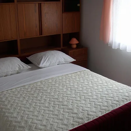 Luca - With Courtyard Apartment *