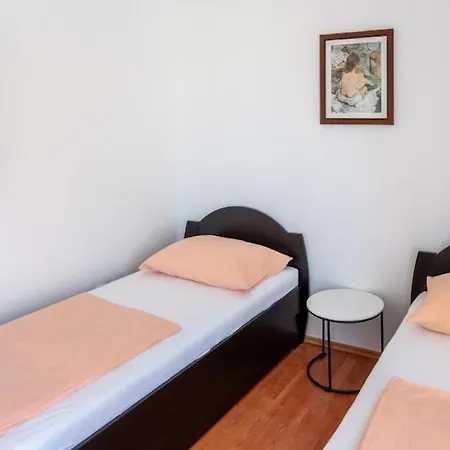 Apartman Luca Povljana